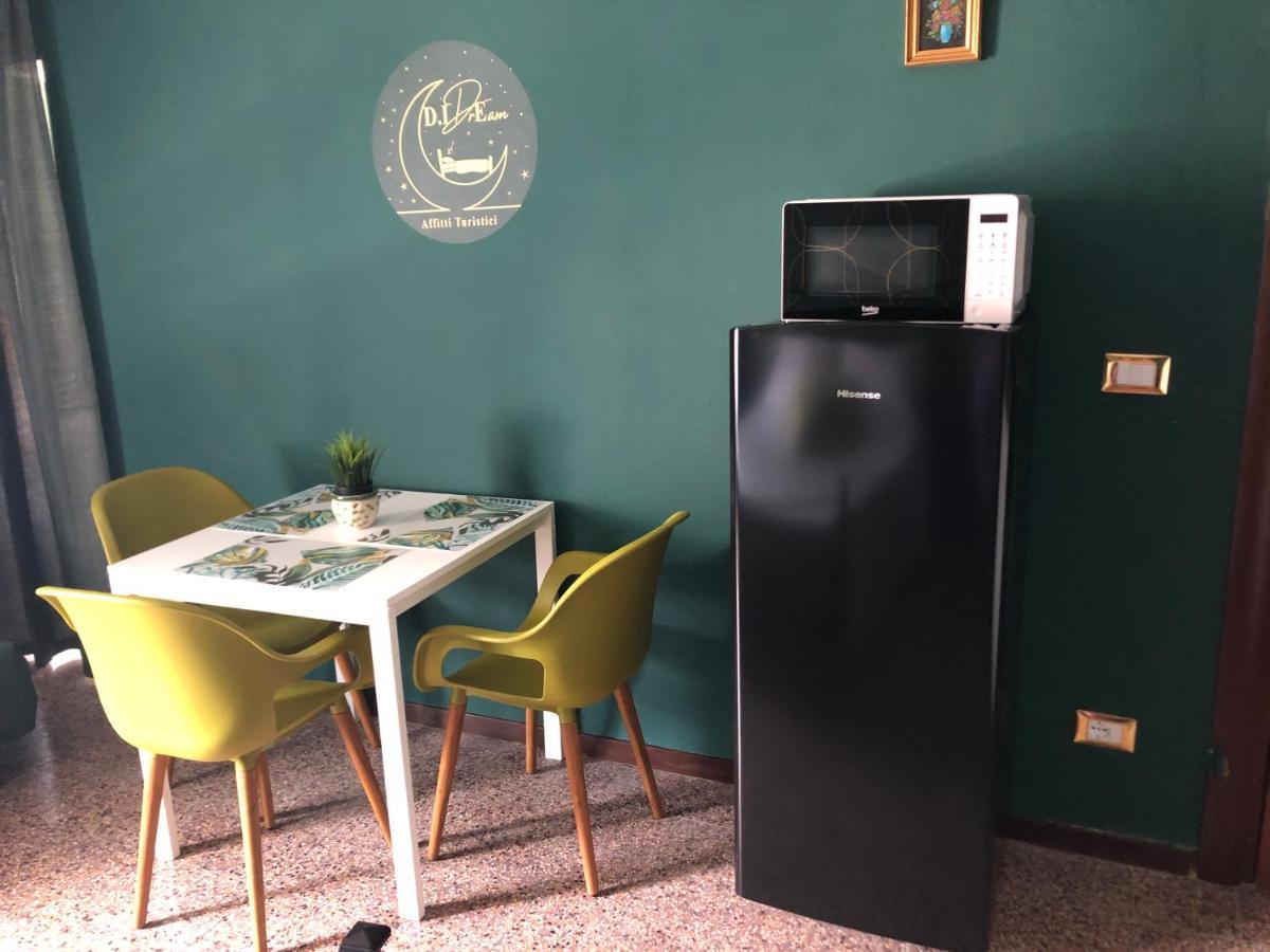 D.I Dream Lägenhet Sarzana Exteriör bild